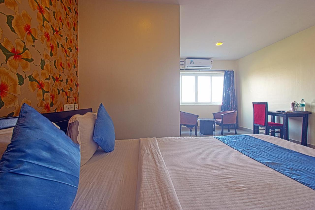 Hotel Ns Royal Emirates With 3Hr Early Check In Hyderabad Eksteriør billede
