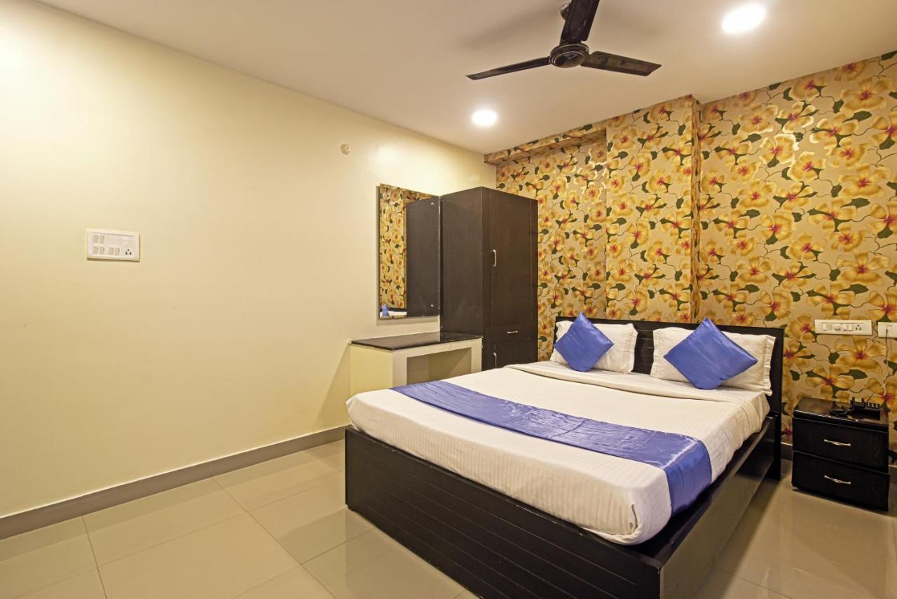 Hotel Ns Royal Emirates With 3Hr Early Check In Hyderabad Eksteriør billede