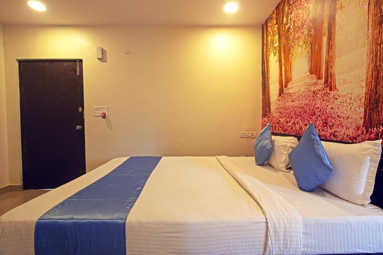 Hotel Ns Royal Emirates With 3Hr Early Check In Hyderabad Eksteriør billede