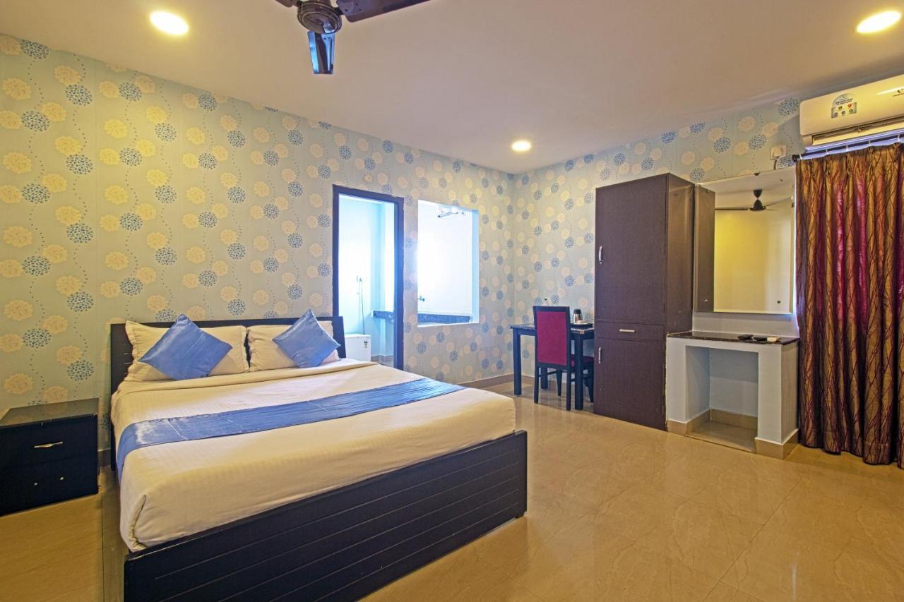 Hotel Ns Royal Emirates With 3Hr Early Check In Hyderabad Eksteriør billede
